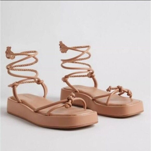 Torrid Tie Ankle Strappy Flatform Sandals Camel Size 8.5 Extra Wide Width - Picture 2 of 11